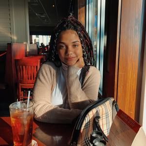 Meet your Posher, Rayvan